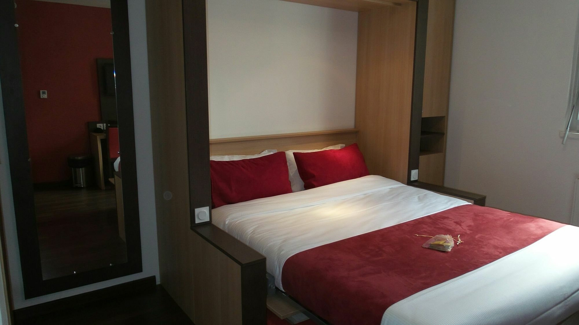 Apparthotel Privilodges Carre De Jaude Clermont-Ferrand Kültér fotó